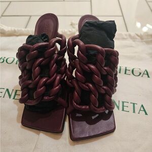 Bottega Veneta Burgundy Chain Mules Size 35